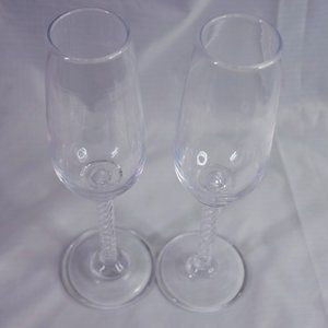 Set of 2 Beautiful Simon Pearce Stratton Champagne Flutes